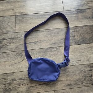 Lole Purple Belt Bag, Excellent Condition